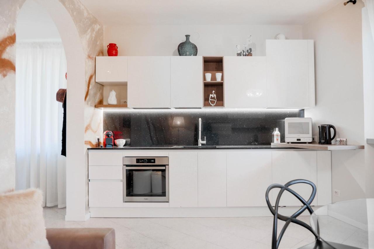 Fall In Love With Como Lake Bellano Exterior foto